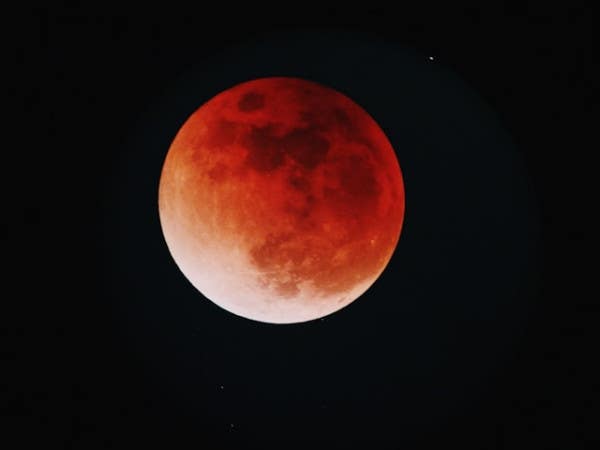 3 Tips for Amazing Lunar Eclipse Photos