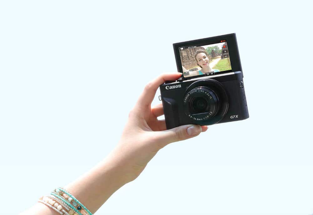 10 Things to Look for in a Live Streaming Camera