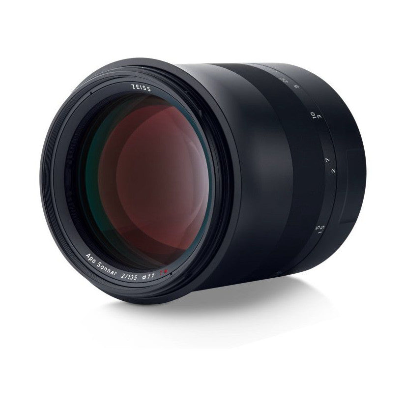 Zeiss Milvus 135mm f/2.0 ZE