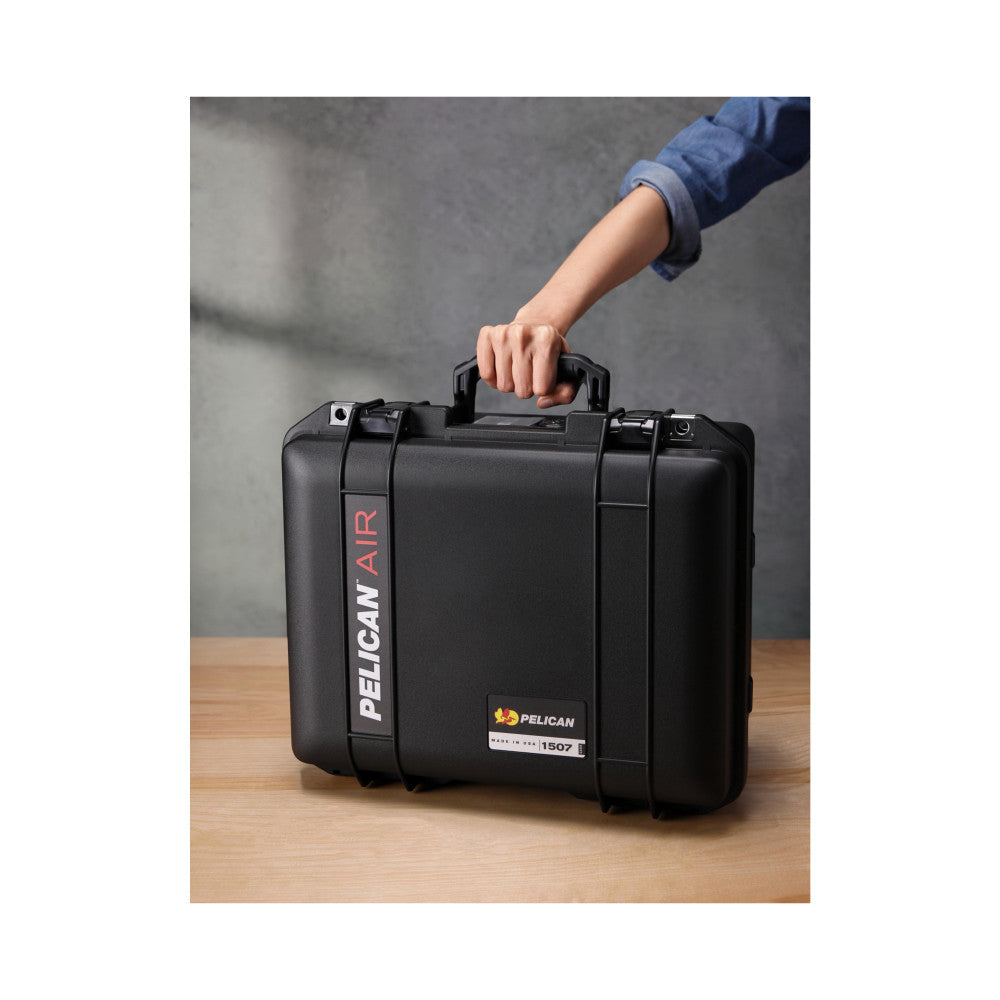 Pelican Case 1507Air Black with Foam