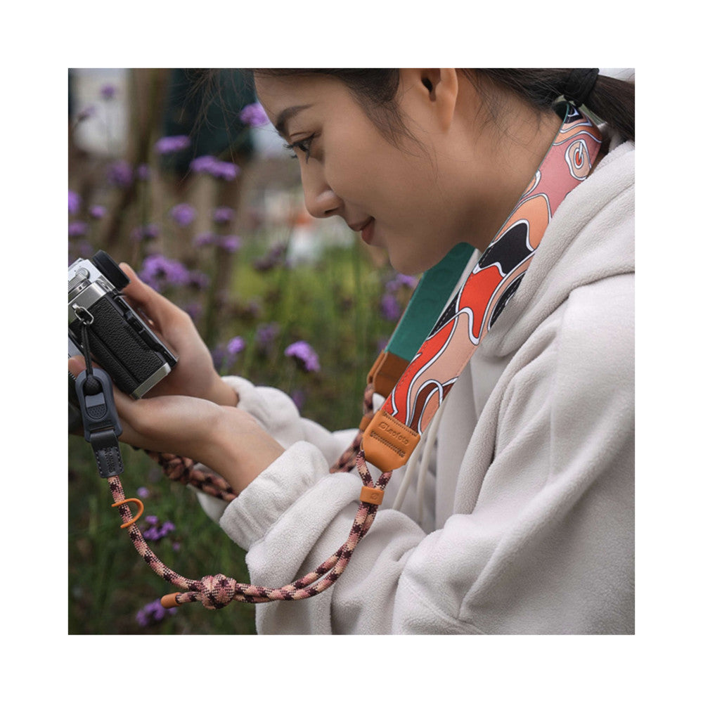 Leofoto L-CS-204 Camera Strap - Red Mask