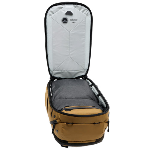 Peak Design Travel Backpack 45L - Coyote