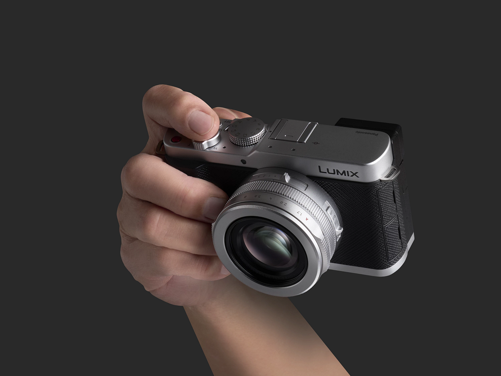 Panasonic Lumix L10 Premium Compact - Silver