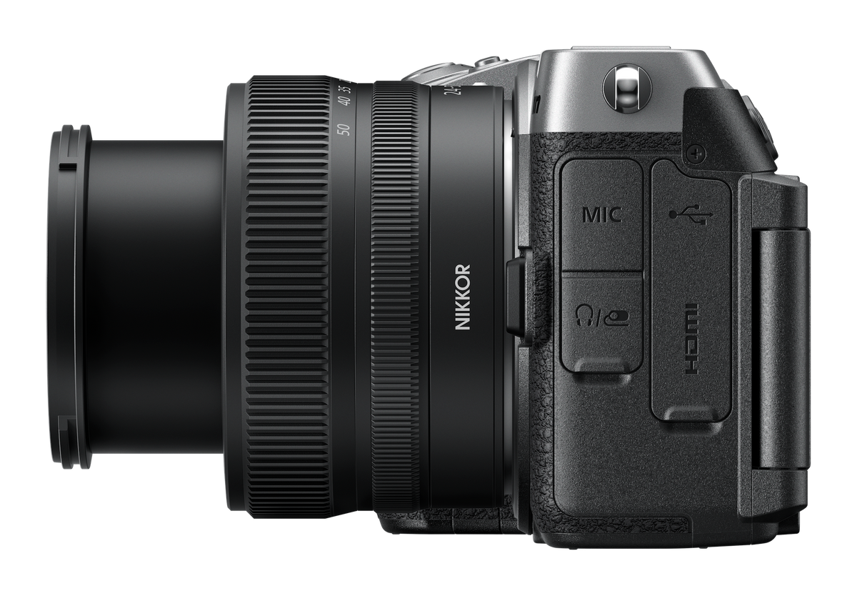 Nikon Z5IIC + NIKKOR Z 24-50mm Kit - SILVER