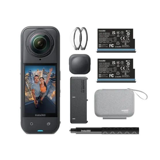 Insta 360 One X5 Essentials Bundle