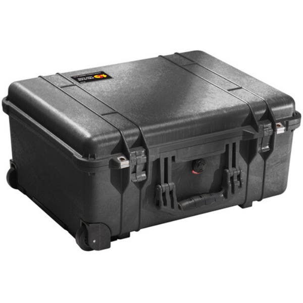 Pelican 1560 Case Studio with Dividers & Wheels - Black