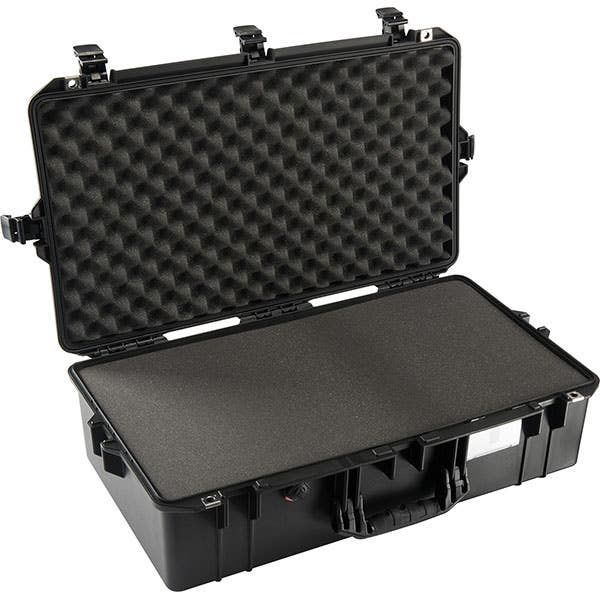 Pelican 1605 Air Case + Foam Black
