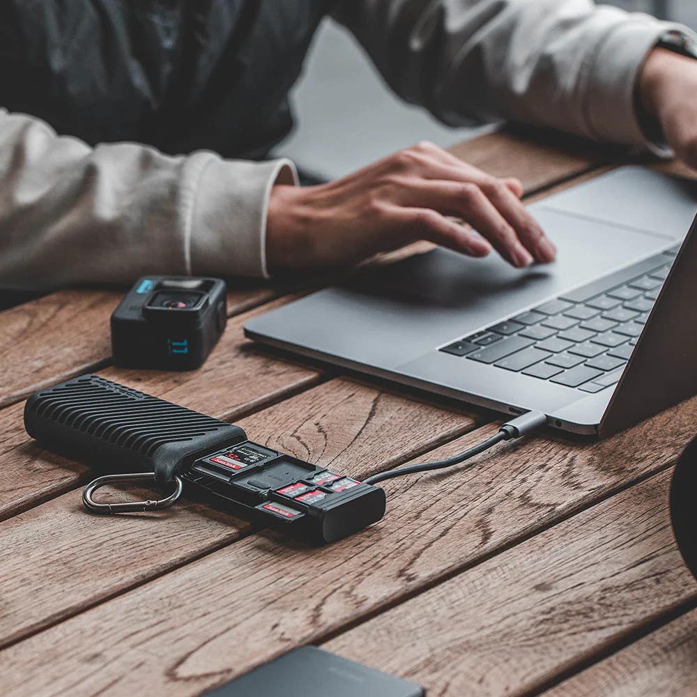 PgyTech CreateMate High-speed Card Reader Case