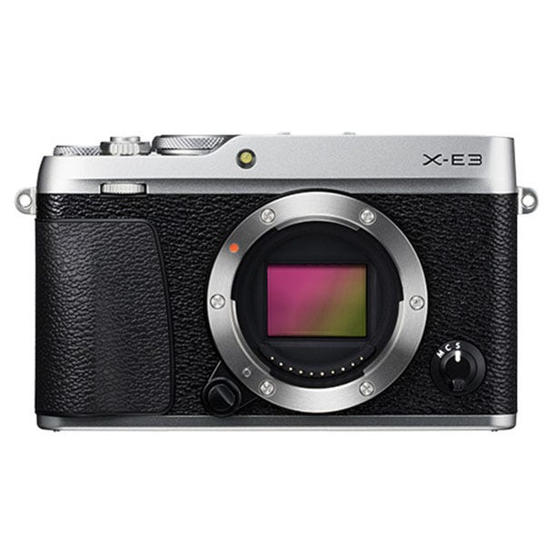 Fujifilm X-E3 + XF 18-55mm - Silver