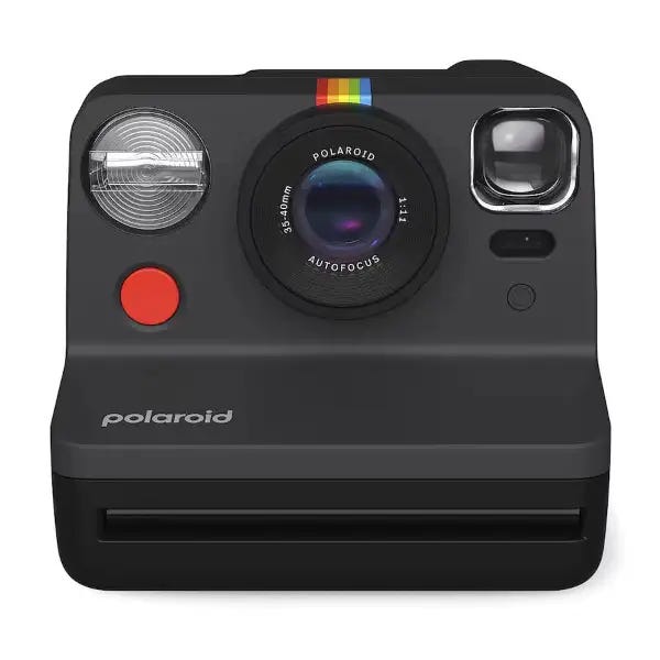 Polaroid NOW 600 G2 Instant EB Kit w/Film - Black