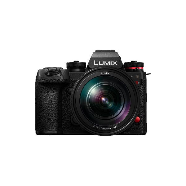 Panasonic Lumix S1IIE + 24-105mm Zoom Kit