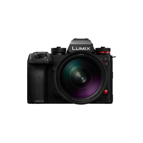 Panasonic Lumix S1IIE + 24-60mm f2.8 Zoom Kit