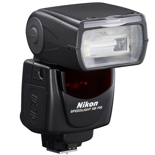 Nikon SB700 Flash & Z 40mm F2 Lens Portrait Kit