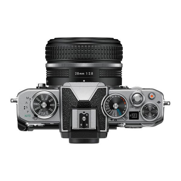 Nikon Z fc + 28mm f2.8 Kit Silver