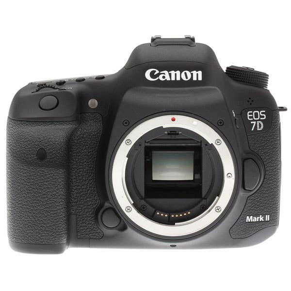 Canon EOS 7D mark II - The Wait Is Over