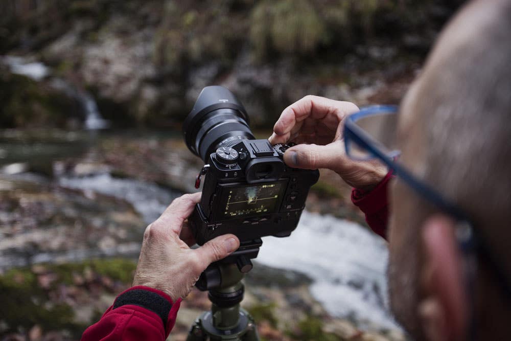 The Advantages of Renting Camera Gear Before Buying